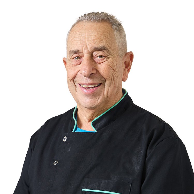 Dr Barry Kave